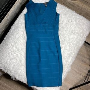 INC MEDIUM WOMAN’S Dress 26.5 inches long/13.5 inches waist